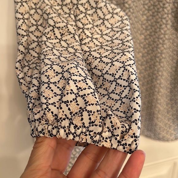 Joie XS silk blouse - Picture 7 of 7